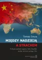 Między nadzieją a strachem - tantis.pl
