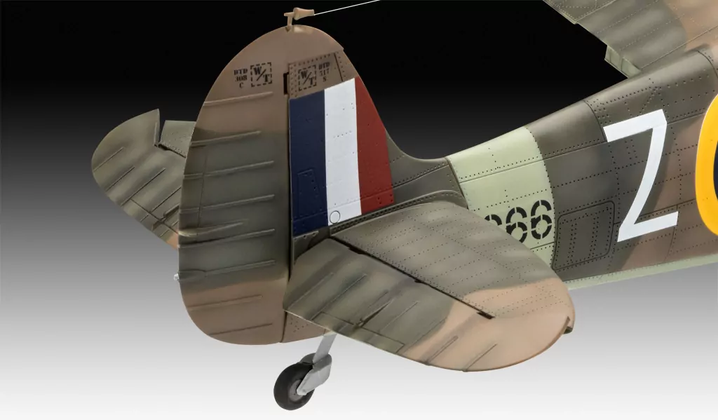 Samolot 1:32 05688 Spitfire MK.II AC IRON MAIDEN Revell - tantis.pl