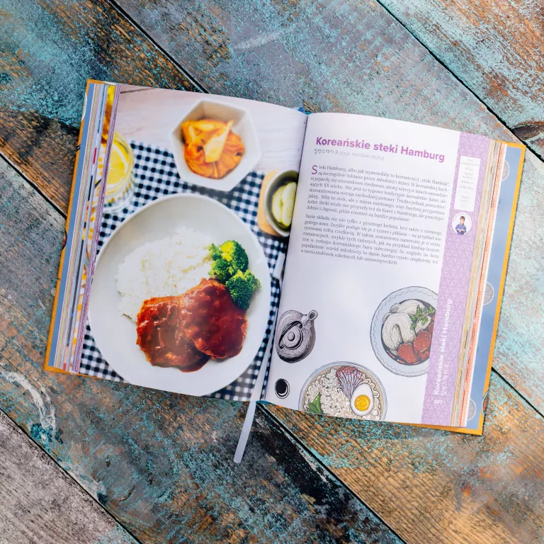 Pierogi z kimchi. Kulinarna podróż po Korei - tantis.pl