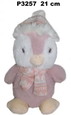 PLUSZAK PINGWIN 20CM SIEDZACY W CZAPCE I SZAL SA