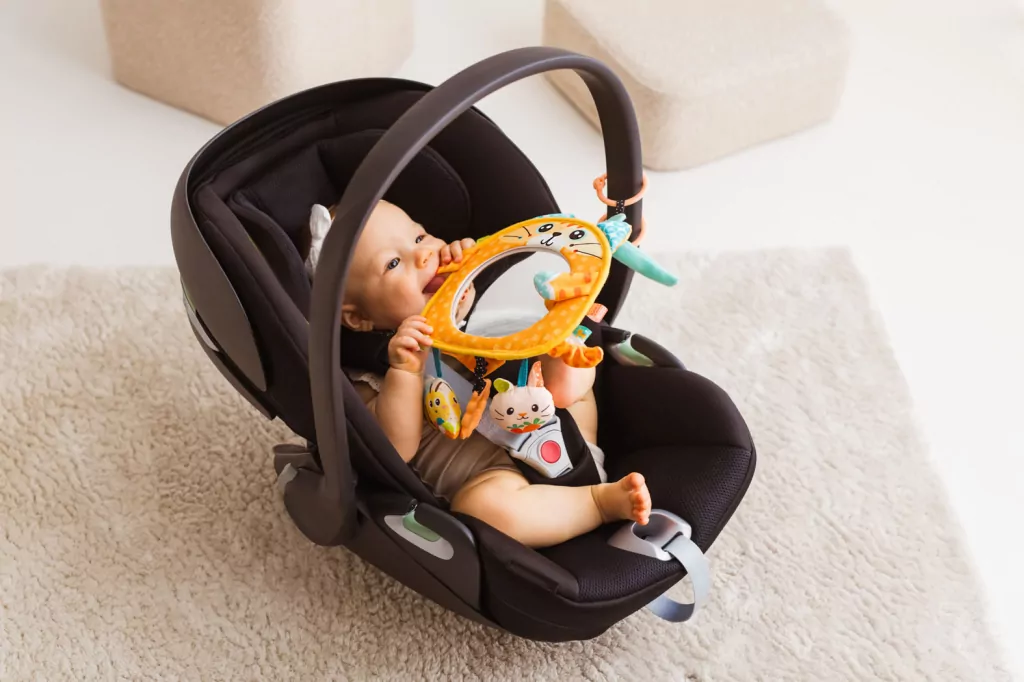 Kotek z lusterkiem - tantis.pl