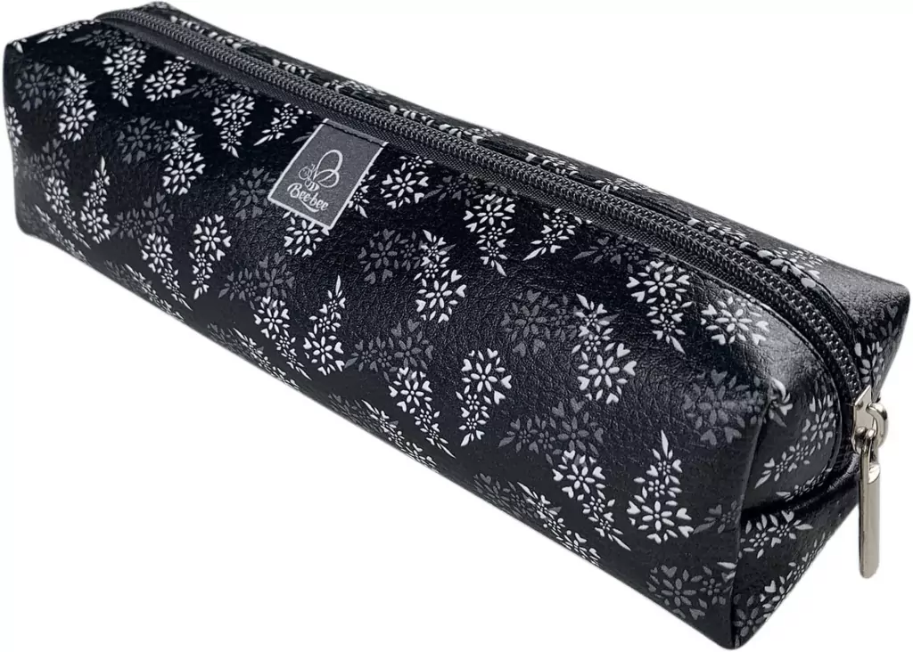 Piórnik prostokąt Kwiaty w gronach - tantis.pl