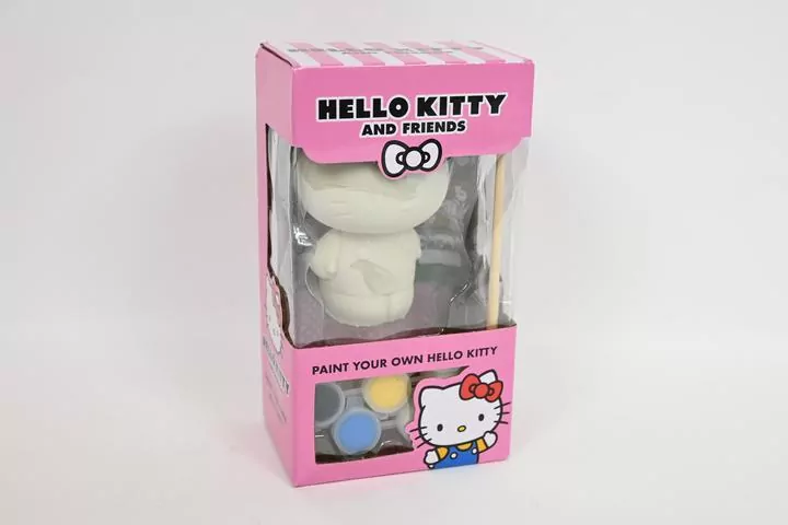 Figurka Hello Kitty do malowania + farbki - tantis.pl