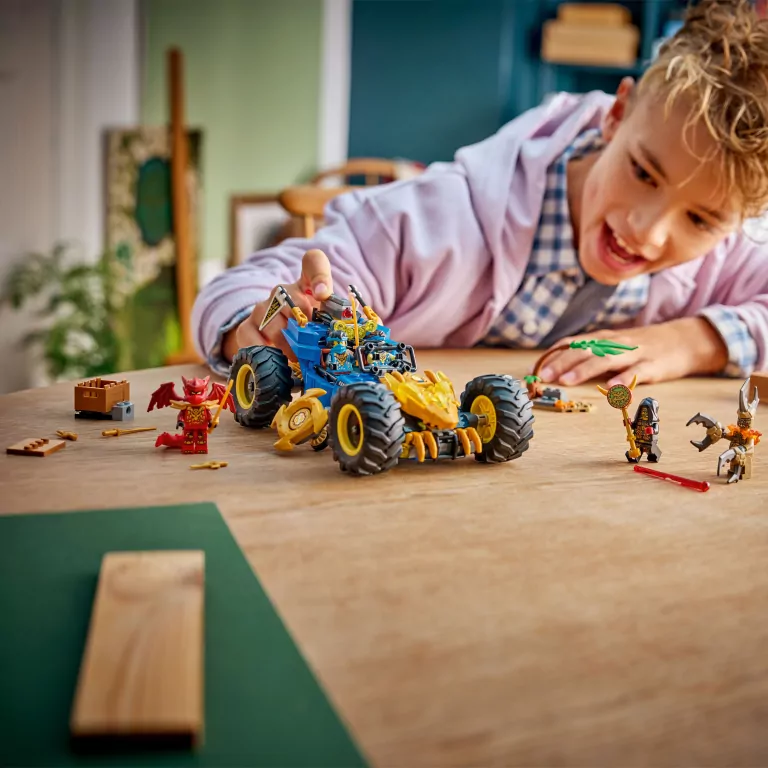 LEGO® Ninjago. Wielofunkcyjny samochód Jaya 71856 - tantis.pl