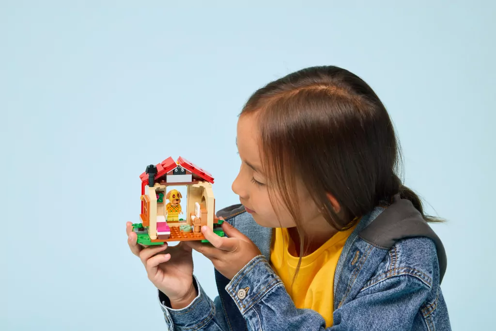 LEGO® Przytulny dom Goldie 77058 - tantis.pl