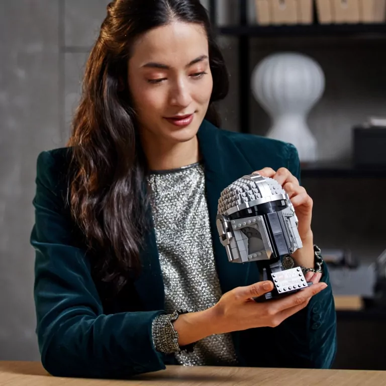 LEGO® Star Wars™. Hełm Mandalorianina™. 75328 - tantis.pl