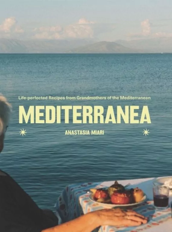 Mediterranea Life-perfected Recipes from Grandmothers of the Mediterranean - tantis.pl