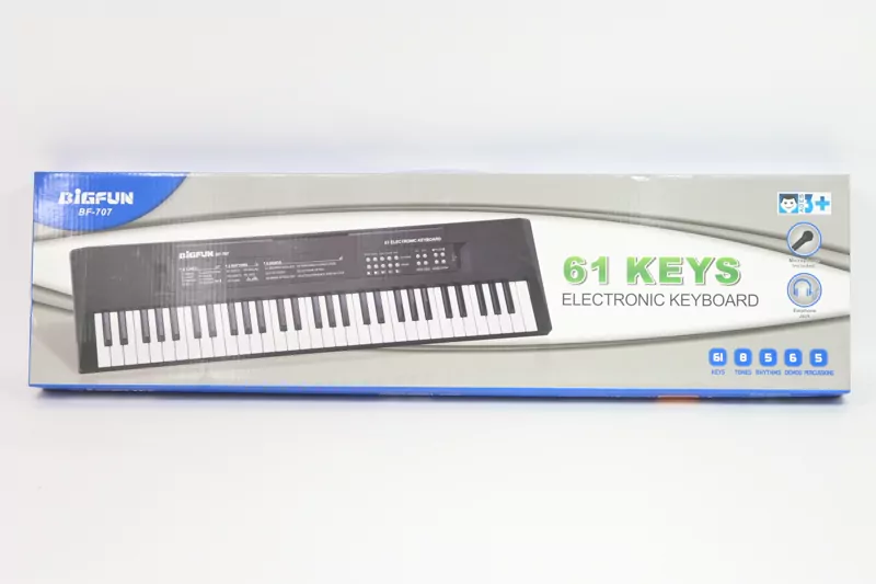 Keyboard muzyczny B/O z mikrofonem 61 klawiszy - tantis.pl