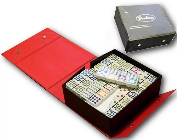 Domino kolorowe w etui. 136 sztuk - tantis.pl