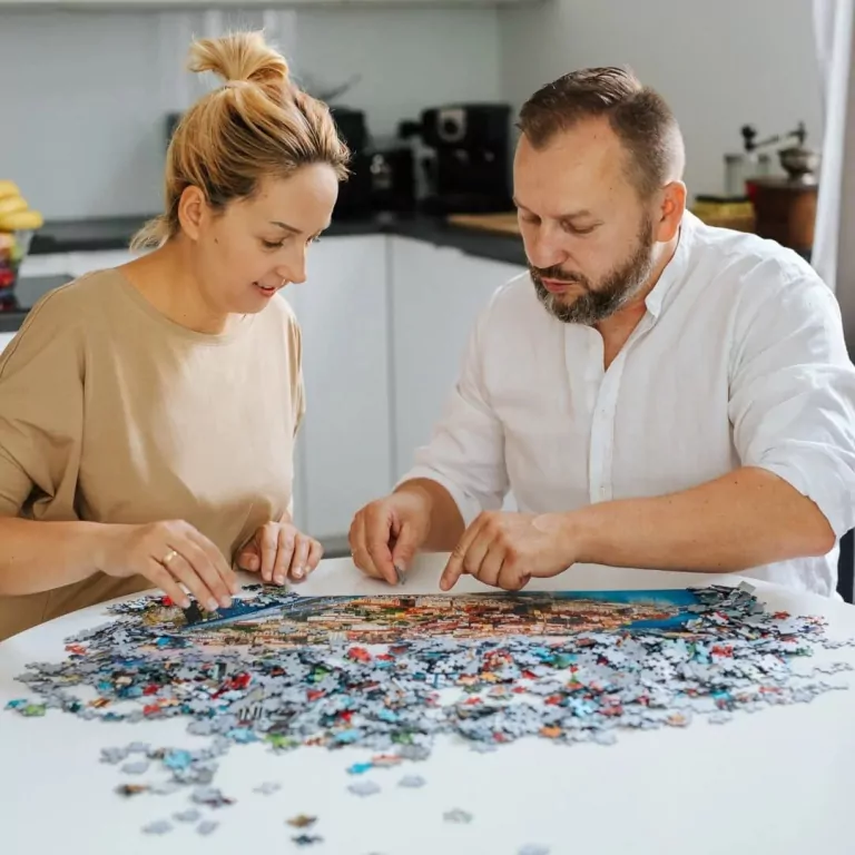 Trefl. Puzzle 1000. Dziki Tygrys - tantis.pl