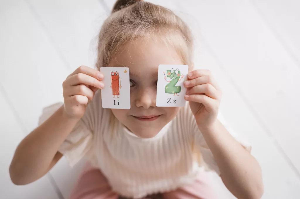 W literkowej krainie - tantis.pl