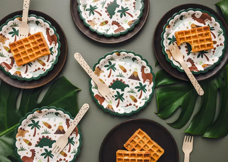 Talerzyki Dinozaury 18x18cm - tantis.pl