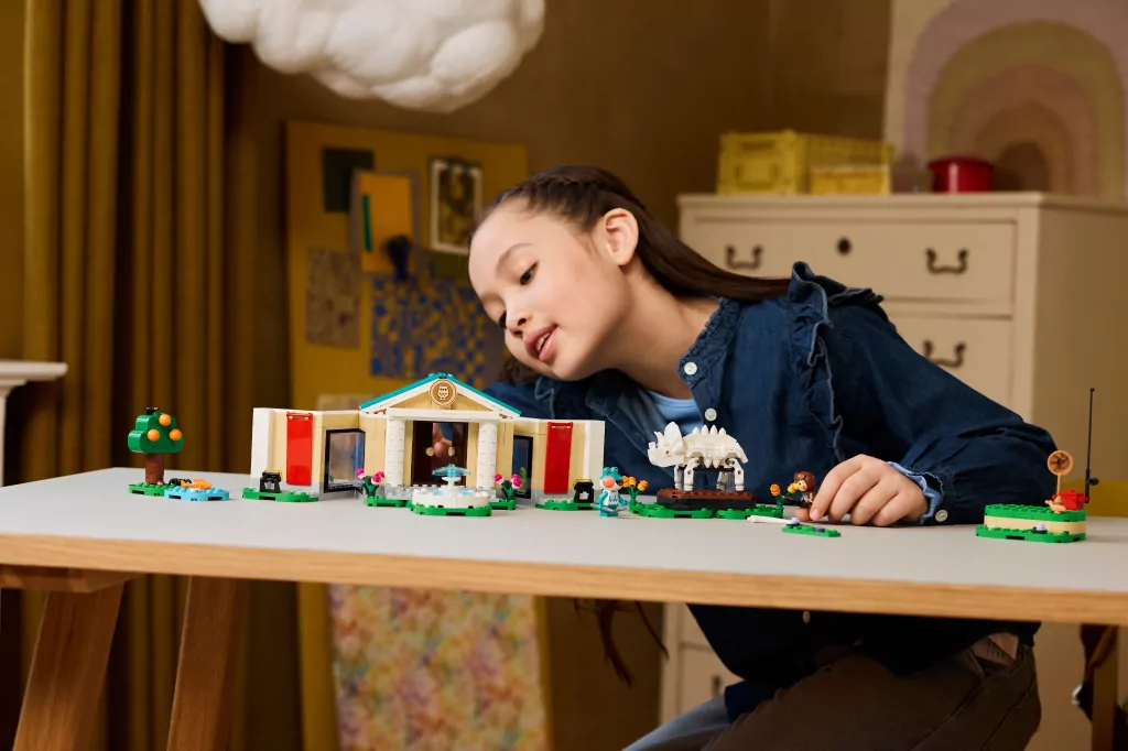 LEGO®Animal Crossing.  Blathers i kolekcja muzealna 77056 - tantis.pl
