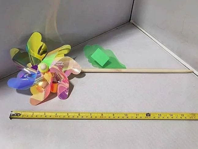 Wiatrak kwiatek 42cm MIX - tantis.pl