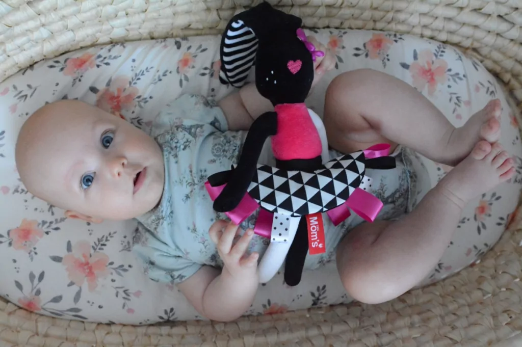 Przytulanka króliczka - tantis.pl