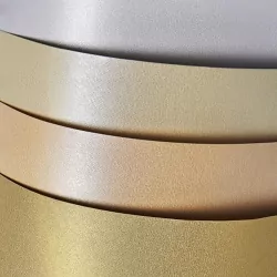 Karton ozdobny A4, diamentowa biel, 220 g/m2