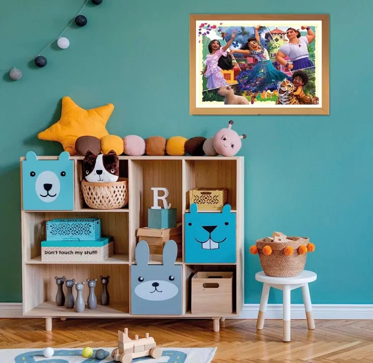 Puzzle 24 Maxi. Super Kolor. Disney Encanto. 24246 - tantis.pl