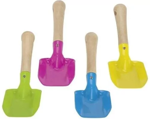 Metalowa łopatka do piasku z drewnianą rączką. Mix