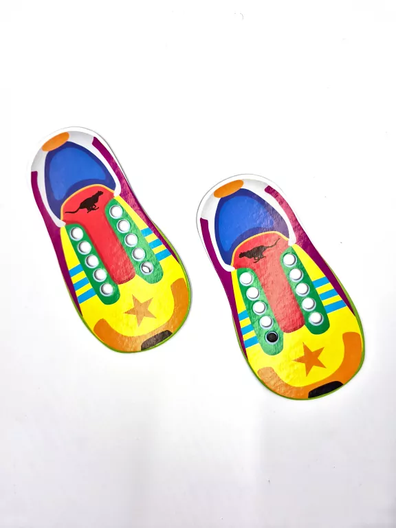 Zawiąż buty. Zabawka edukacyjna Montessori - tantis.pl