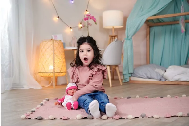 Laura. Słodki bobas z dźwiękiem 30cm - tantis.pl