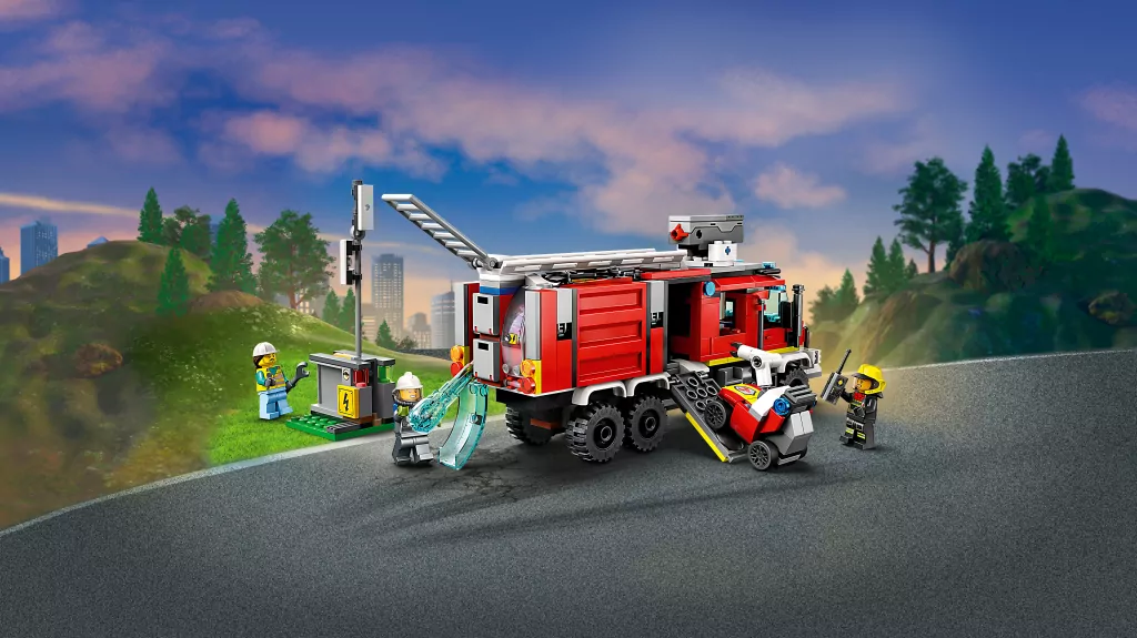 LEGO® City Fire. Terenowy pojazd straży pożarnej. 60374 - tantis.pl