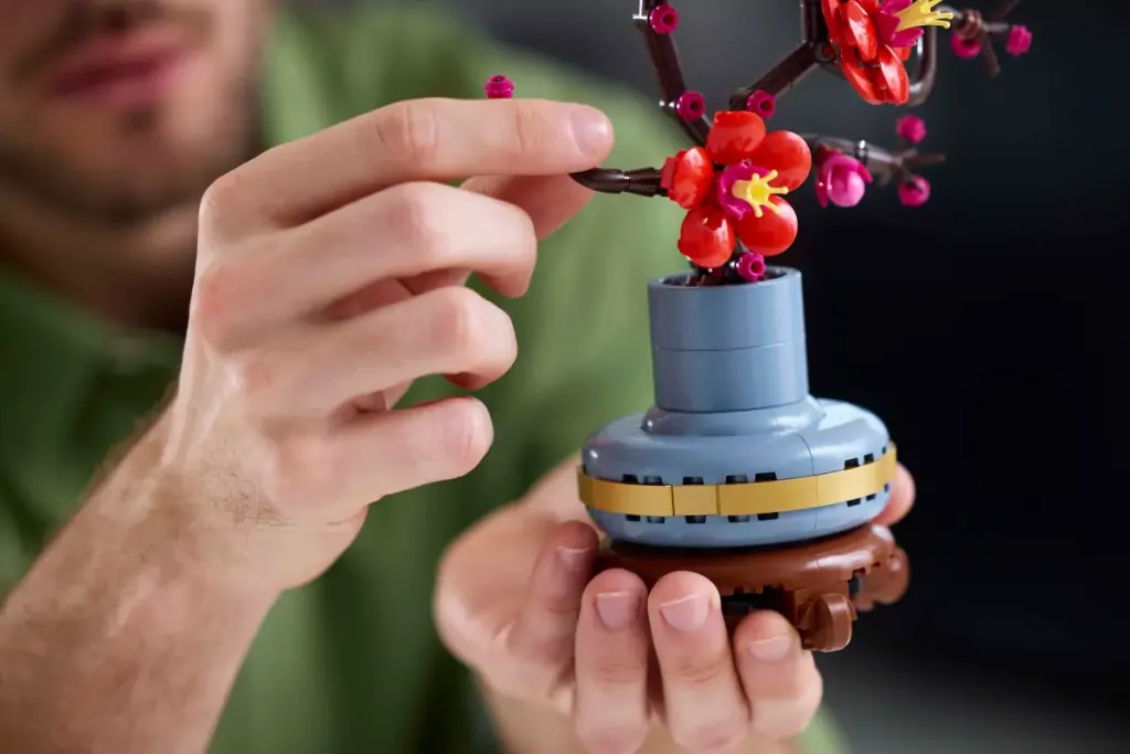 LEGO® Icons. Kwiat śliwy 10369 - tantis.pl