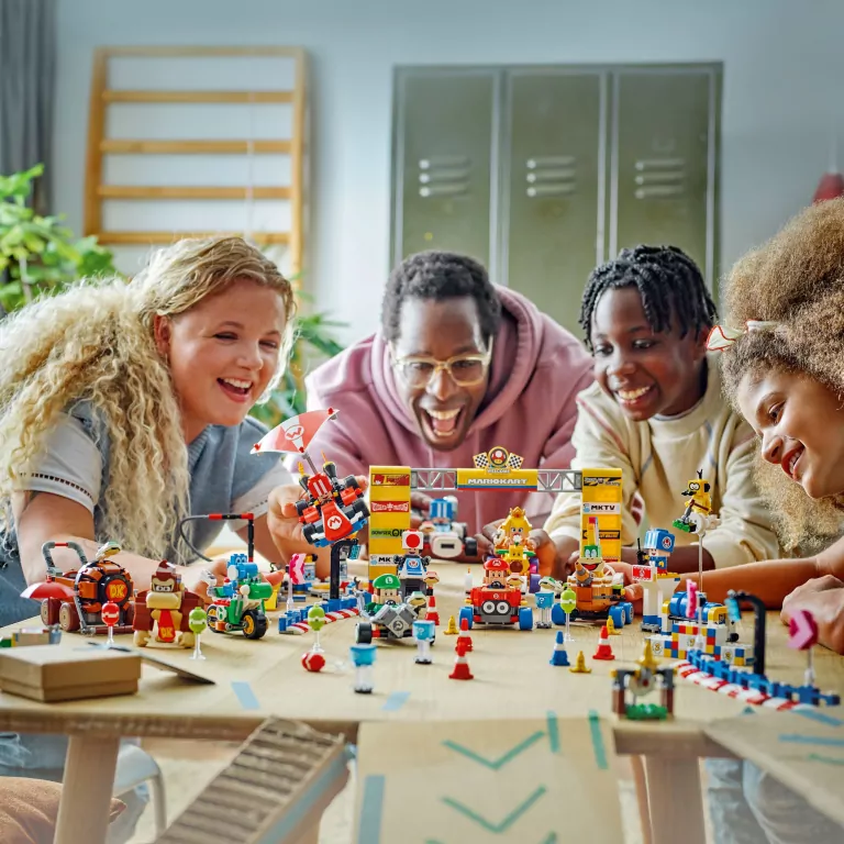 LEGO® Mario Kart™ – Zestaw Baby Peach i Grand Prix 72036 - tantis.pl