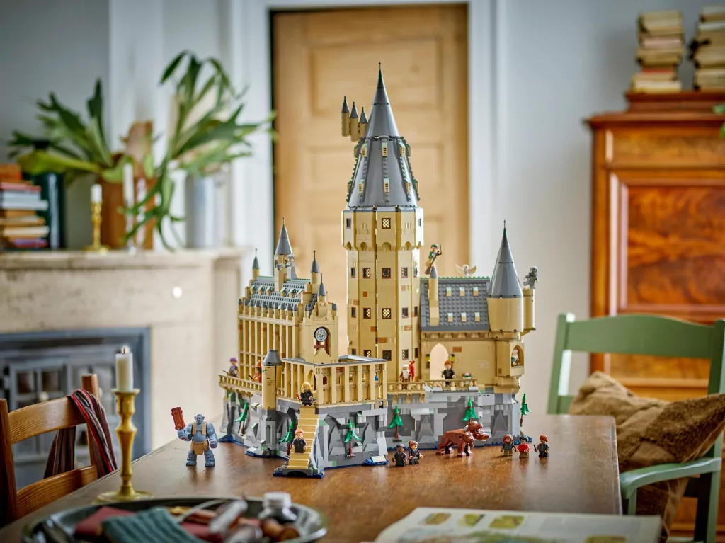 LEGO® Harry Potter. Zamek Hogwart™: Główna wieża 76454 - tantis.pl