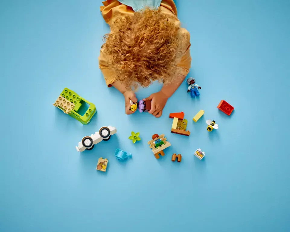 LEGO® DUPLO® Town. Opieka nad pszczołami i ulami 10419 - tantis.pl
