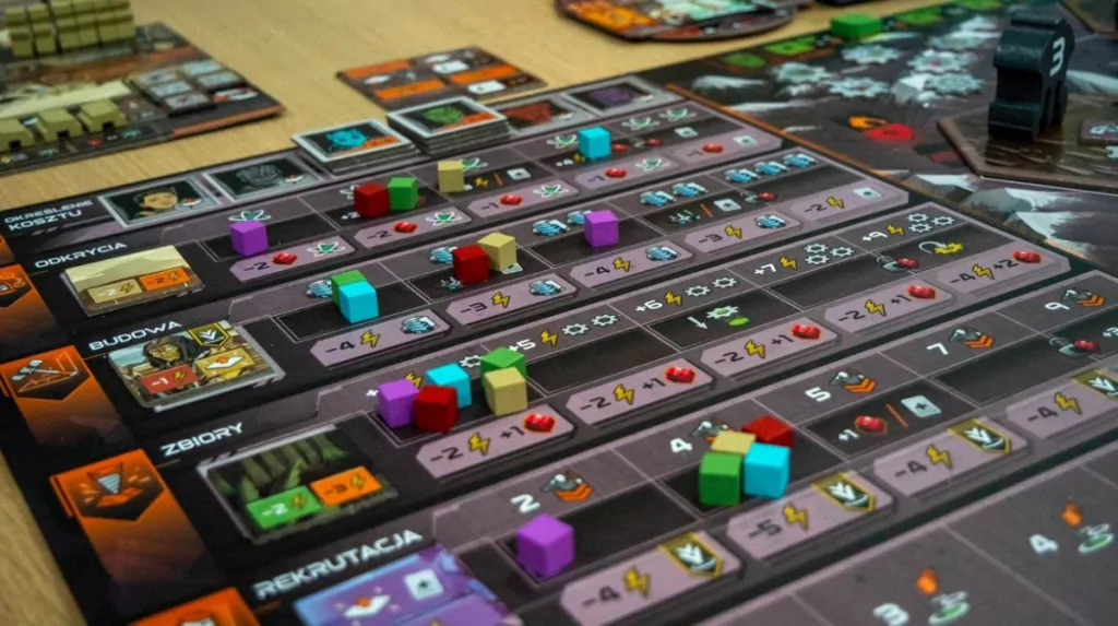 Circadians: Ład Chaosu - tantis.pl