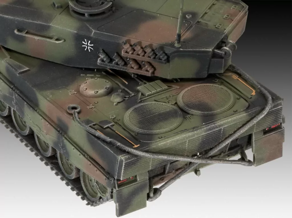 Model plastikowy SLT 50-3 Elefant + Leopard 2A4 - tantis.pl