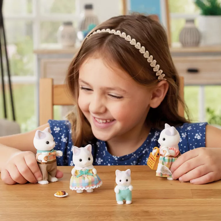 Rodzina kotów Latte. Sylvanian Families - tantis.pl