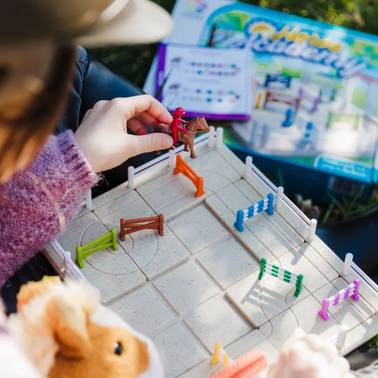 Akademia Jazdy Konnej. Smart Games - tantis.pl