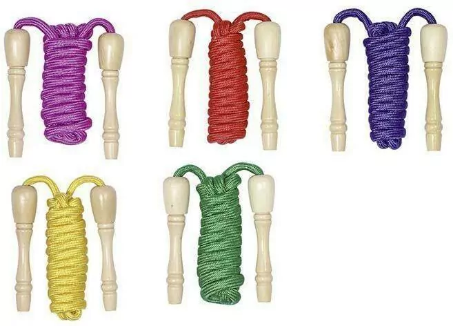 Skakanka z drewnianymi uchwytami - tantis.pl