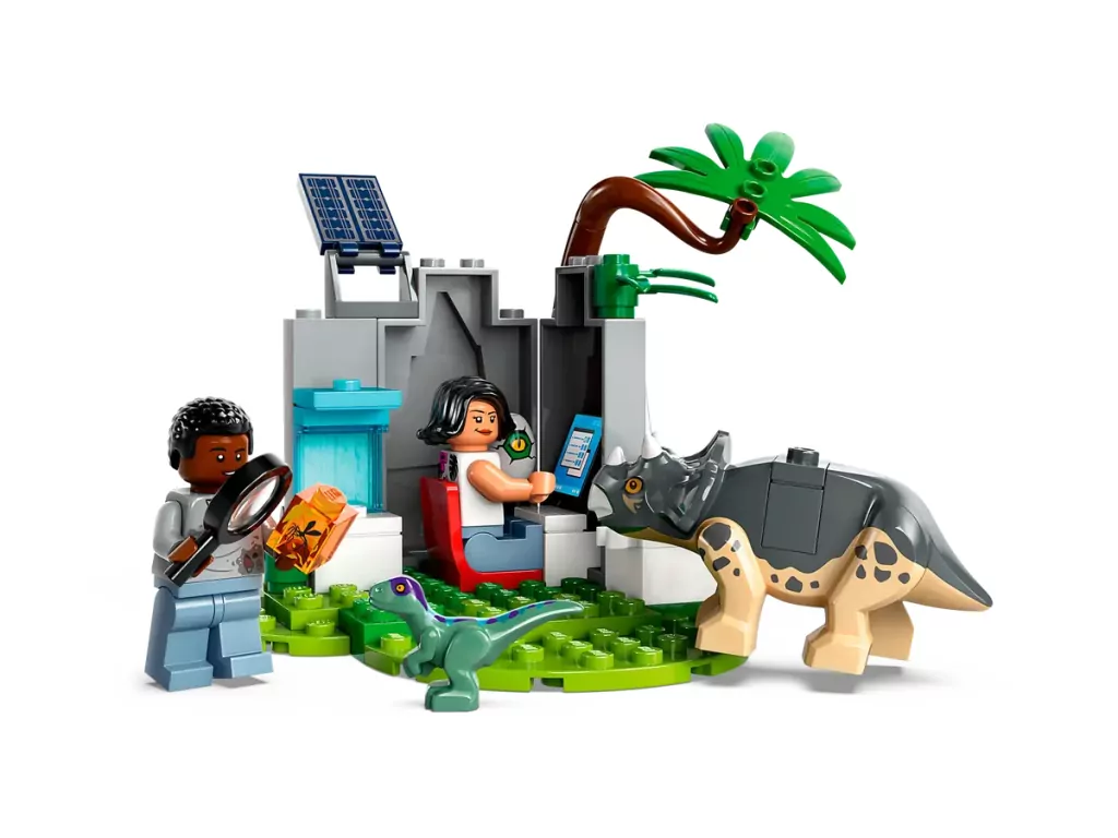 LEGO® Jurassic World. Centrum ratunkowe dla małych dinozaurów 76963 - tantis.pl