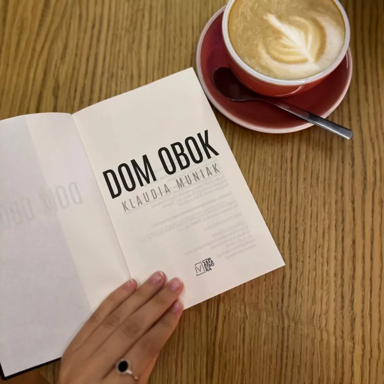 Dom obok - tantis.pl