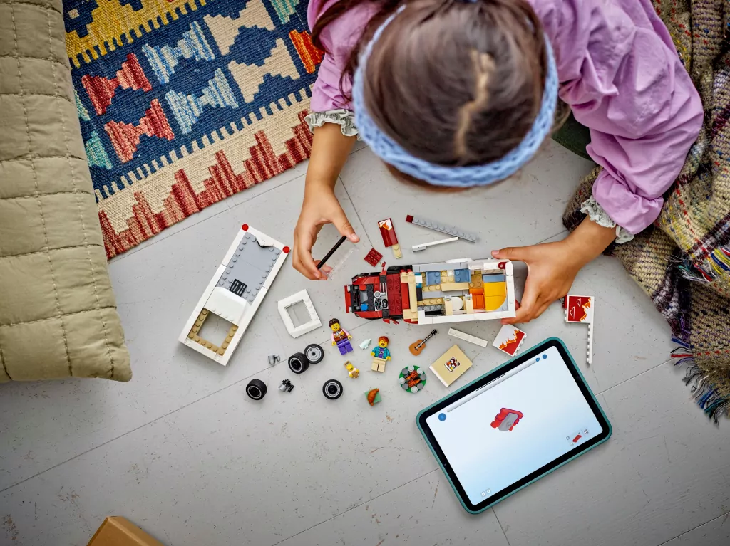 LEGO® Wakacyjny kamper pełen przygód 60454 - tantis.pl