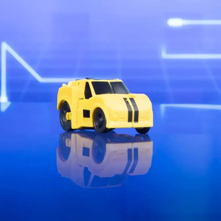Figurka Transformers Earthspark. Bumblebee - tantis.pl