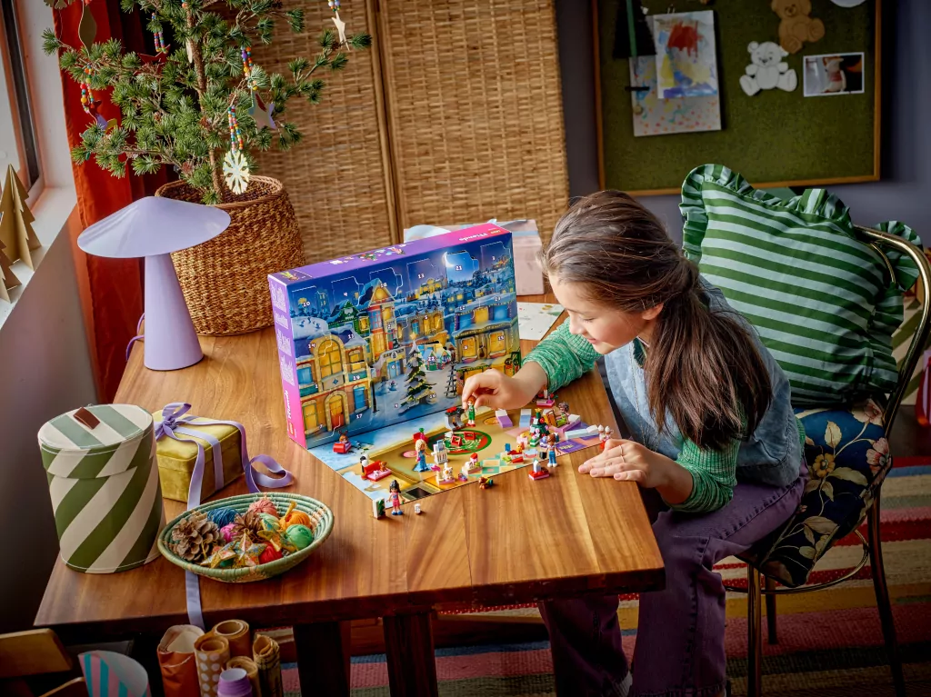 LEGO® Friends. Kalendarz adwentowy na 2025 rok 42668 - tantis.pl