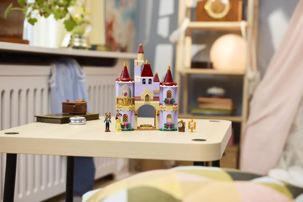LEGO® Zaczarowany zamek Pięknej i Bestii 43289 - tantis.pl