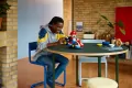 LEGO® Super Mario. Mario Kart™: Mario i Standard Kart 72037 - tantis.pl