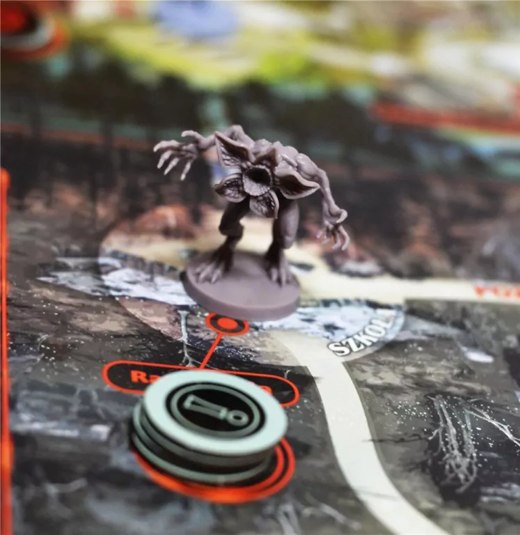 Stranger Things. Po drugiej Stronie - tantis.pl