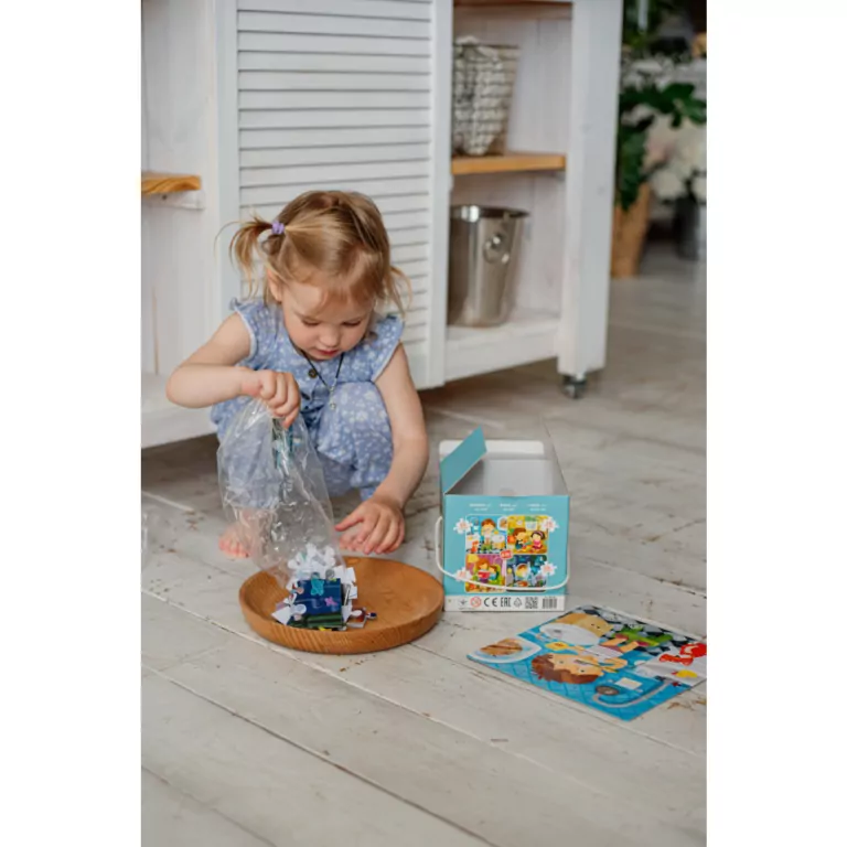 Puzzle 4w1. Mój dzień - tantis.pl