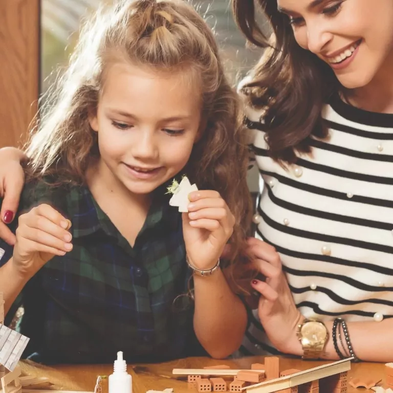 Buduj z cegły. Podróże. Malbork XXL - tantis.pl