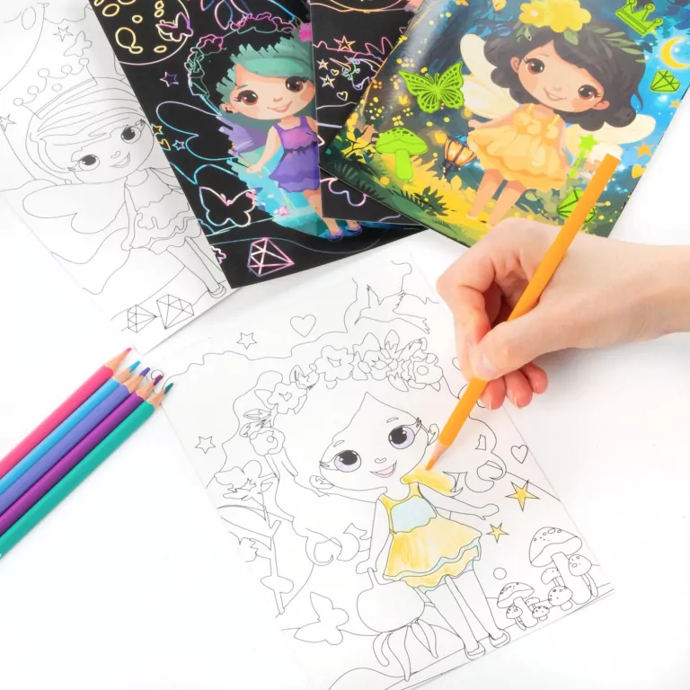 Wydrapywanka z malowanką świecącą. Magic - tantis.pl