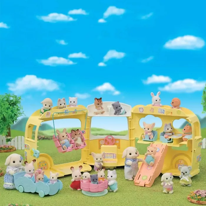 Przedszkole Kolorowy Autobus. Sylvanian Families - tantis.pl
