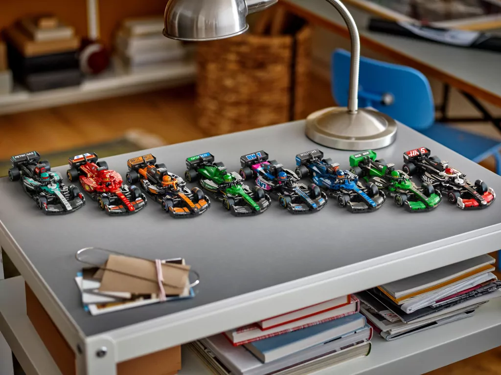 LEGO® Bolid F1® Ferrari SF-24 77242 - tantis.pl