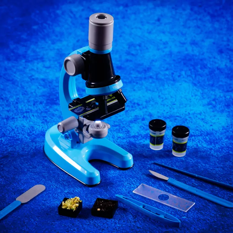 I'M a Genius. 120 badań naukowych z mikroskopem - tantis.pl