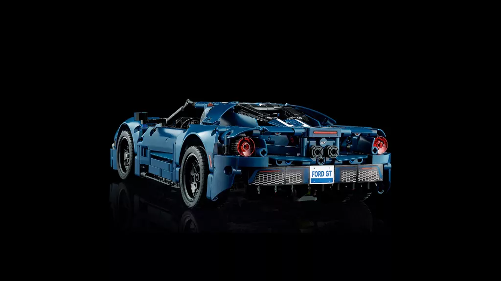 LEGO® Technic. Ford GT, wersja z 2022 roku. 42154 - tantis.pl