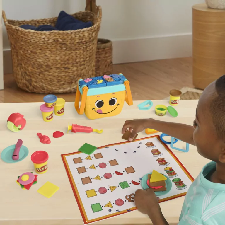 Hasbro. Play-Doh Starters piknik i nauka kształtów - tantis.pl